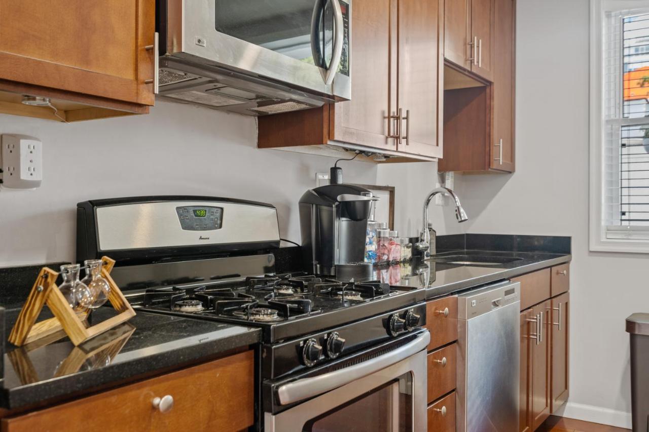 Perfect Location! Stylish Condo Steps Away From Nationals Stadium And Navy Yard In Dc'S Southwest Gem Washington Exteriör bild